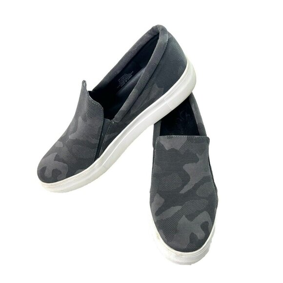 Vince  Camuto Women’s Sz 8.5 VP-Korli2 Gray Camo Slide On Sneakers White Soles - Picture 1 of 12